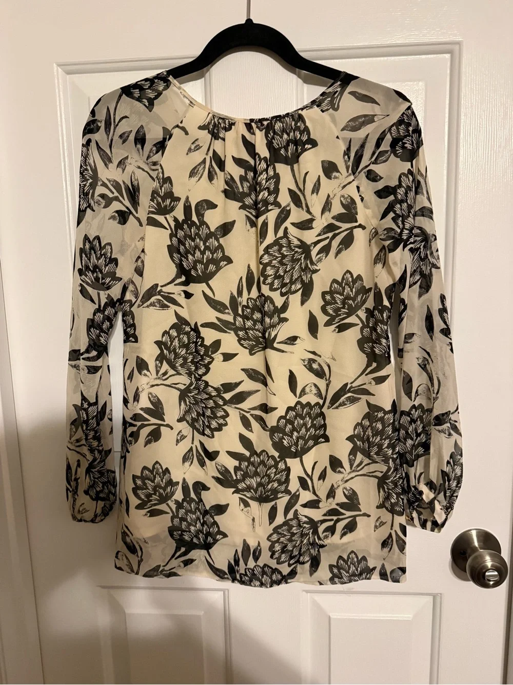 Tory Burch 100% Silk Floral Keyhole Long Sleeve Blouse Black Ivory Size 2